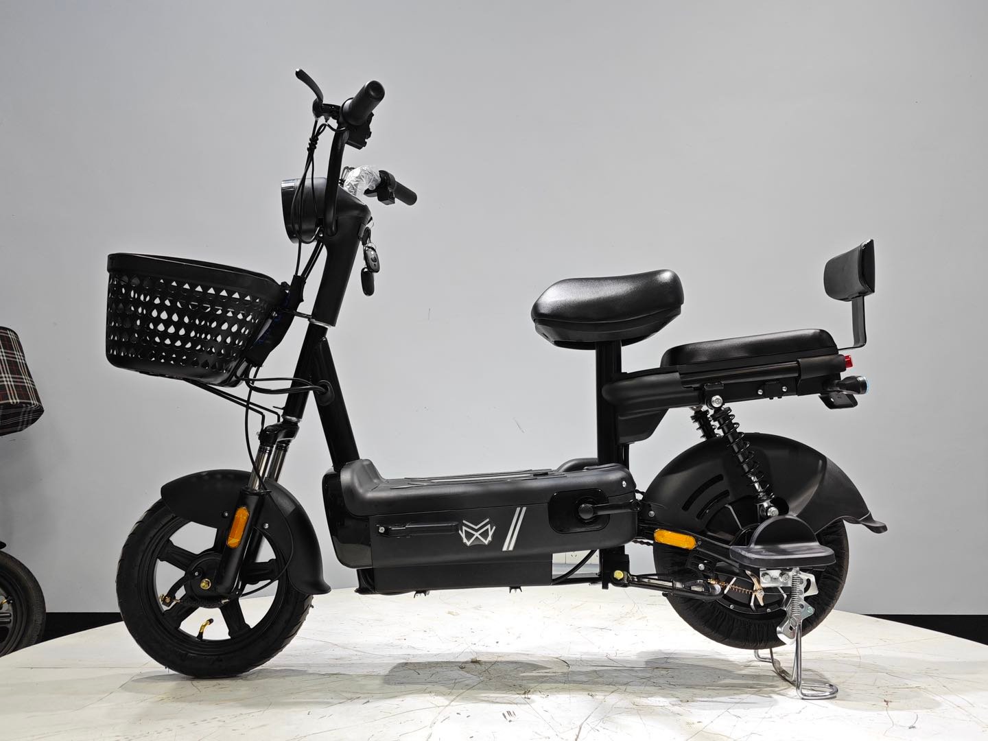 Bicicleta Scooter Elétrica 48v Painel Digital Alarme Sem Cnh